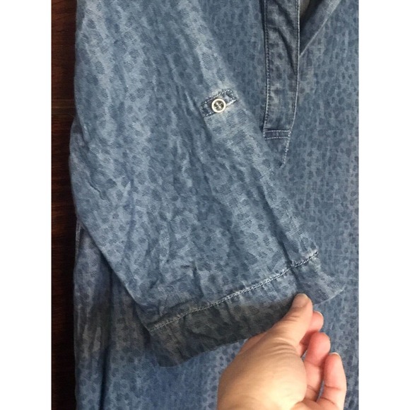 Chelsea & Theodore Shirt Dress Blue Chambray Leopard Animal Print Roll Tab Sz L - Picture 3 of 10